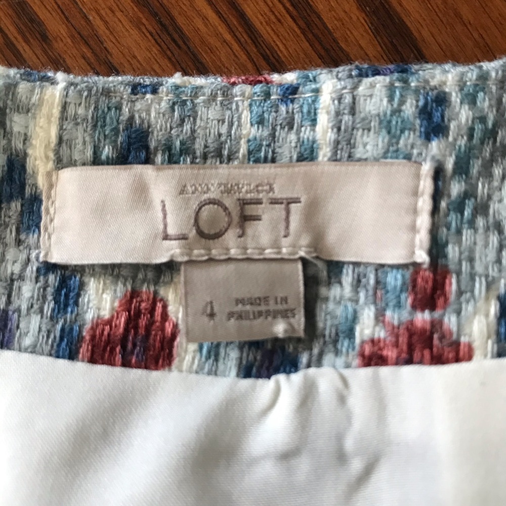 💙Loft skirt💙 - Picture 3 of 6